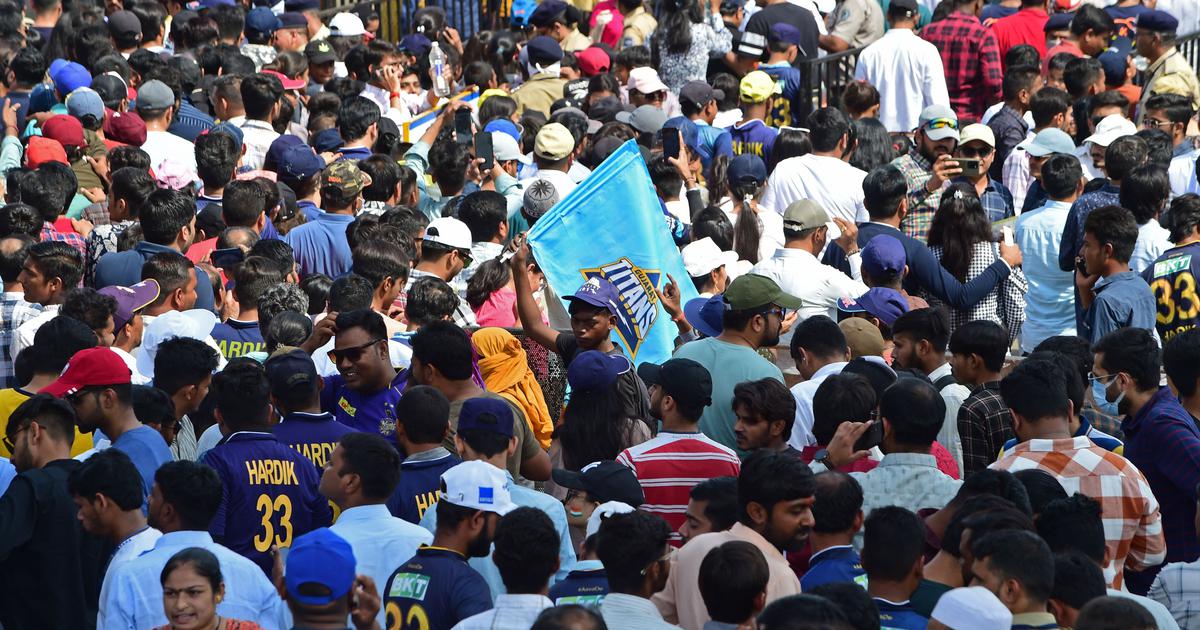 Phone calls on speaker, refusing to queue: Why don’t Indians respect other users of public space?
