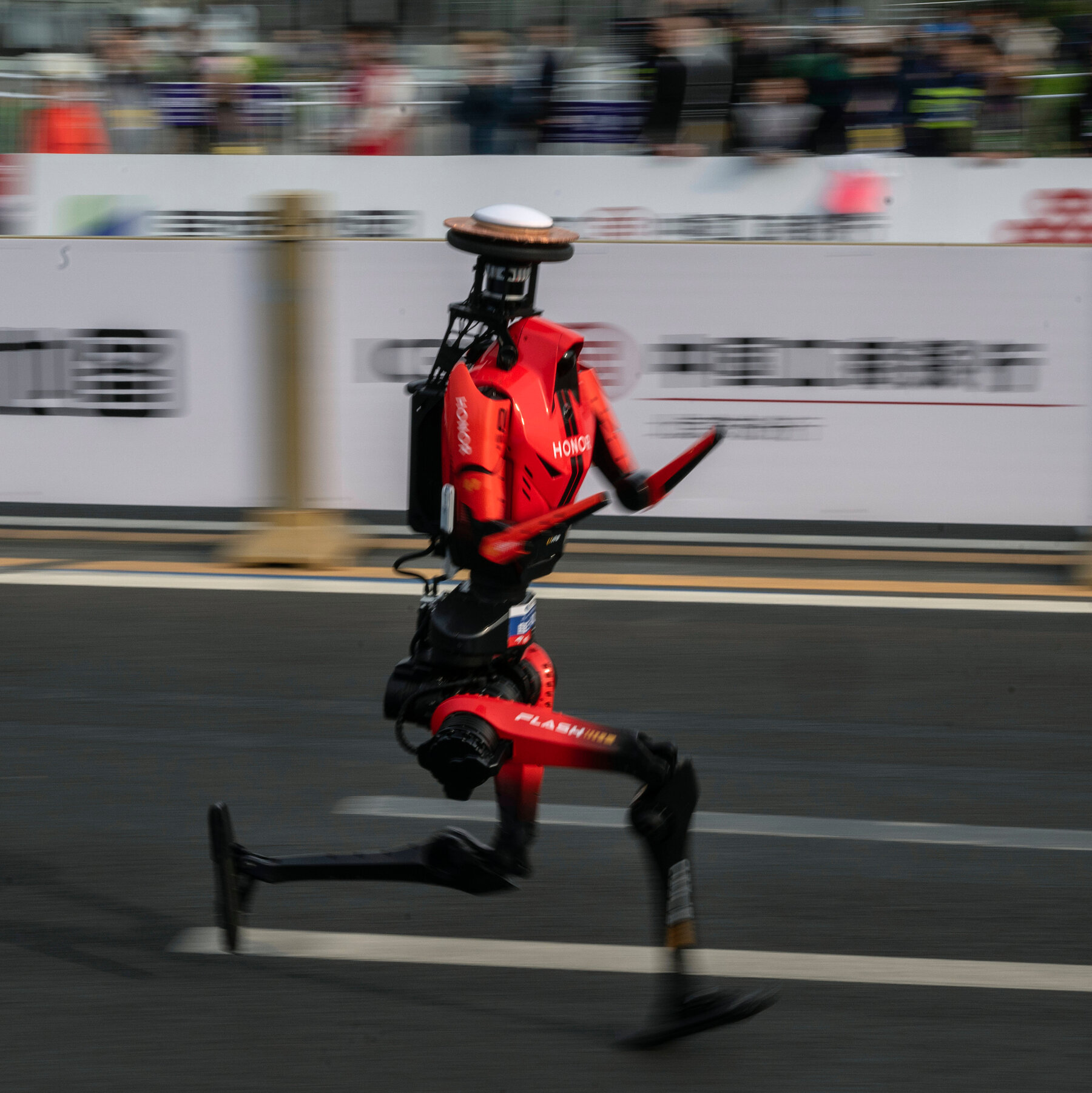 A Humanoid Robot Races to a Record Half-Marathon Finish