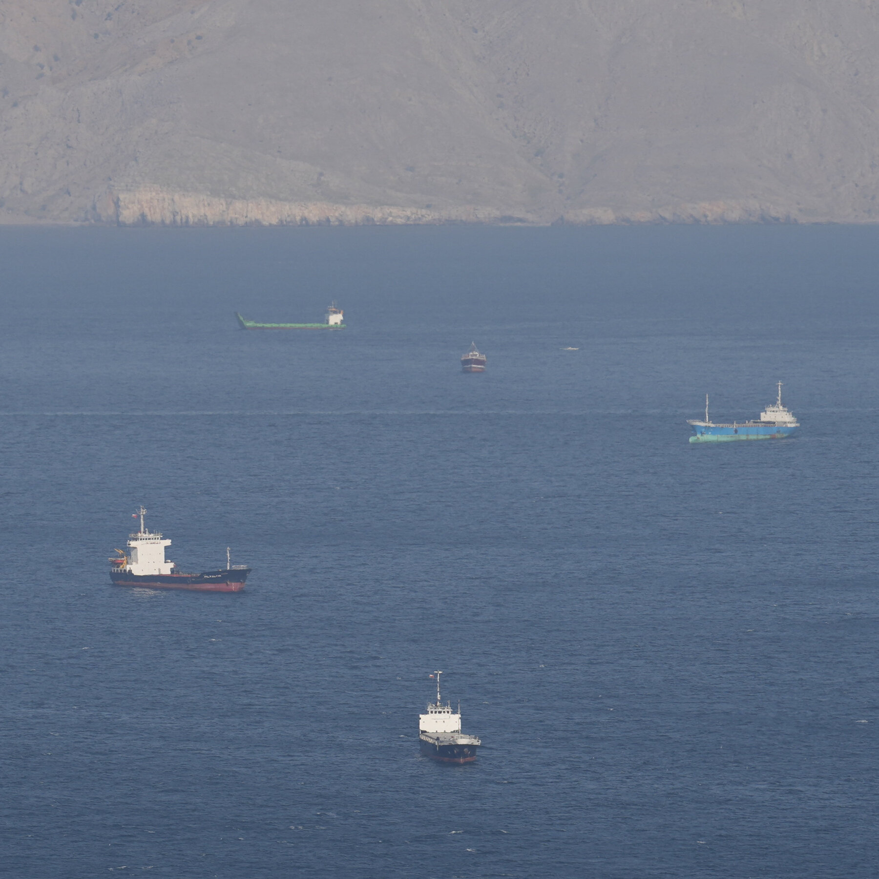 Iran War Live Updates: Strait of Hormuz Largely Closed as Iran Says Parties Are Far From Final Deal