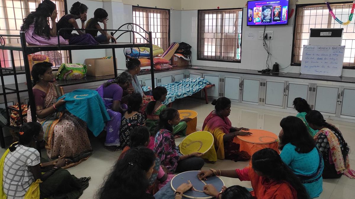Centre calls for steps to safeguard shelter residents from heat