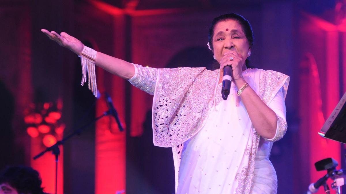 Asha Bhosle | 1933-2026